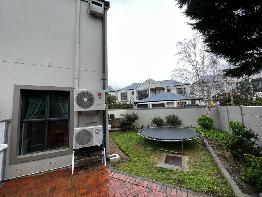To Let 3 Bedroom Property for Rent in Durbanville Western Cape